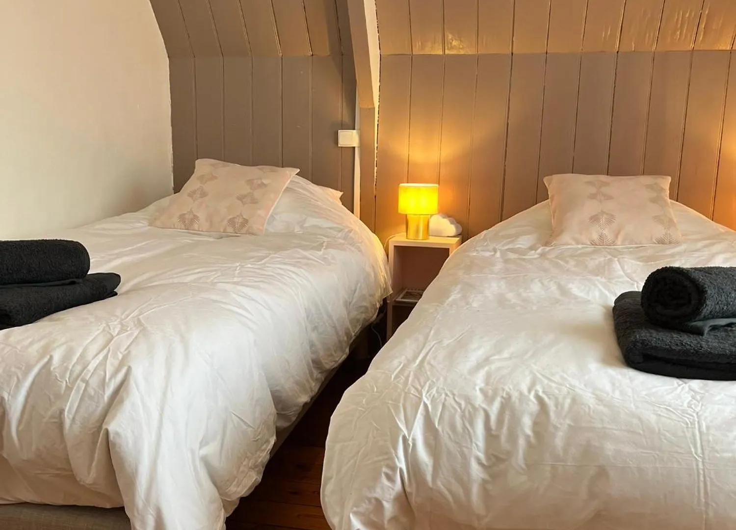 Ker Levenez - Maison En Pierre Perros-Guirec Hébergement de vacances